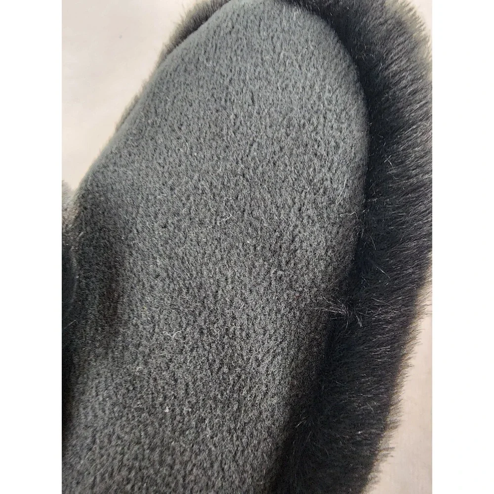 Nike Mittens Gloves Womens XS/S Faux Fur Black White 88084 N.100.2626.091.2S
